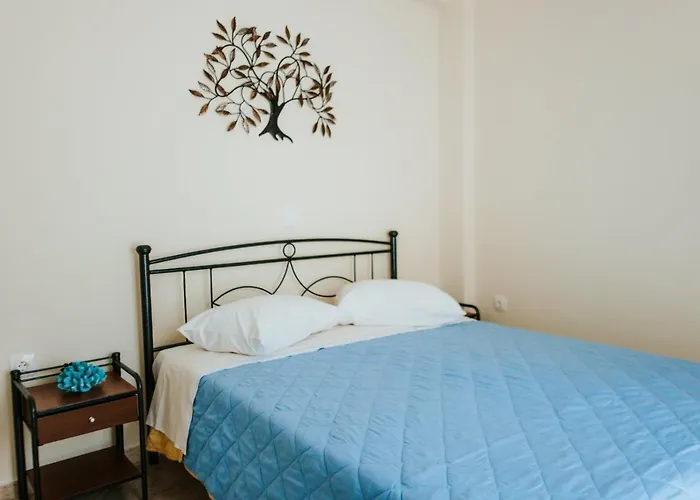 Finikas Kamari (Santorini)